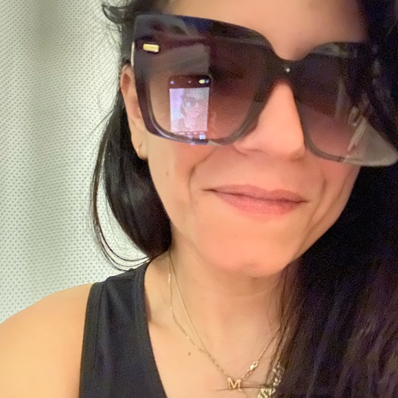 reddish brown gradient Dior frames! Comes with case. - Picture 2 of 4